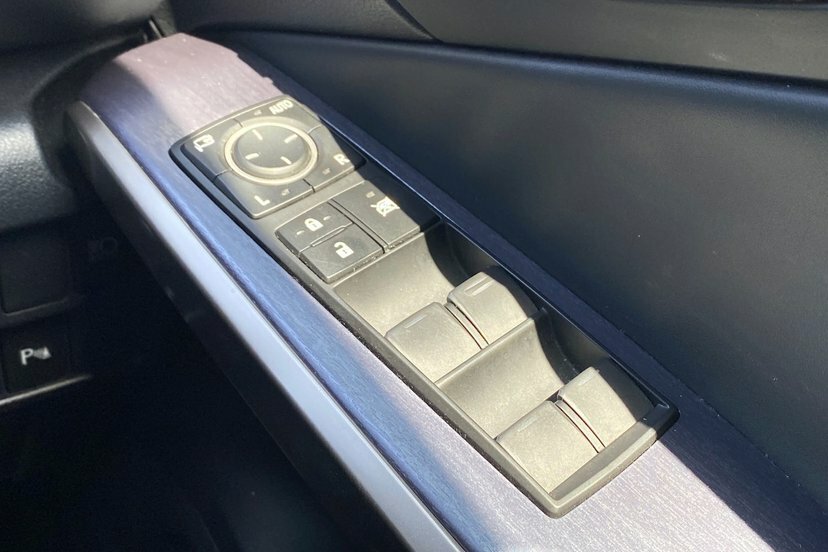 Lexus IS 300H F-sport Cvt Navigation White #18