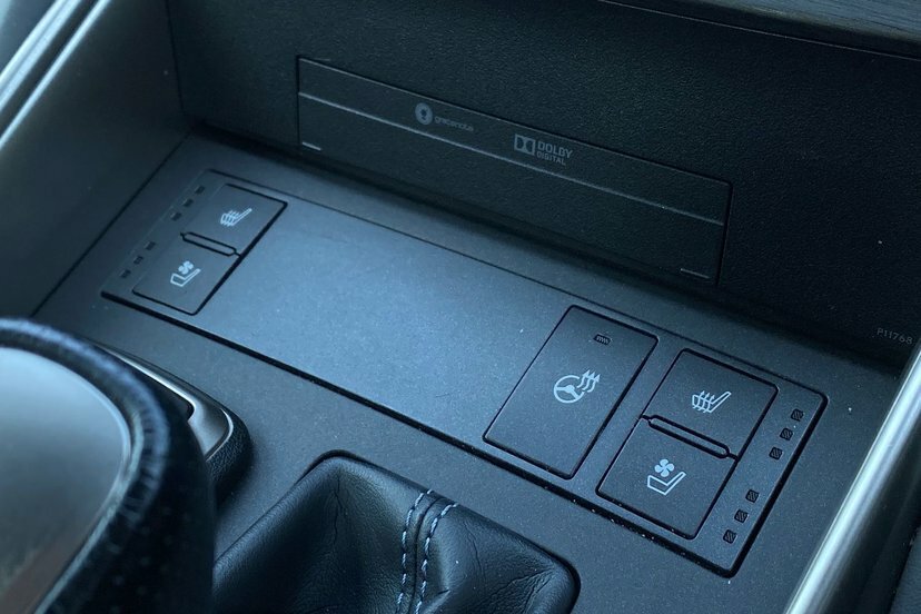 Lexus IS 300H F-sport Cvt Navigation White #30