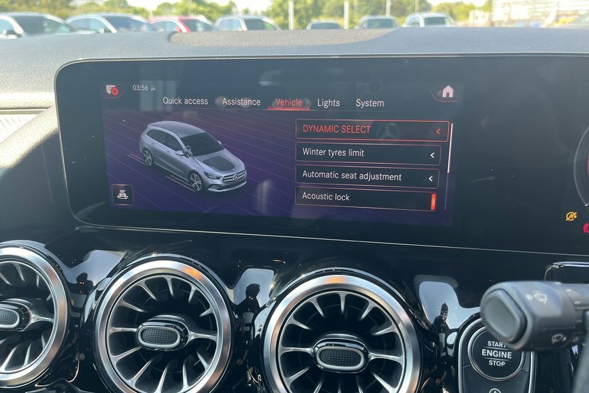 Mercedes-Benz B Class B180 Amg Line Premium Black #36