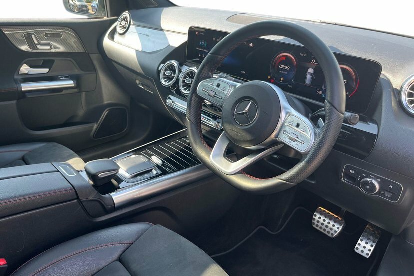 Mercedes-Benz B Class B180 Amg Line Premium Plus 2 Black #5