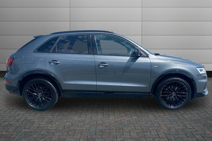 Audi Q3 1.4 Tfsi Cod Black Edition Suv S Tronic Grey #4