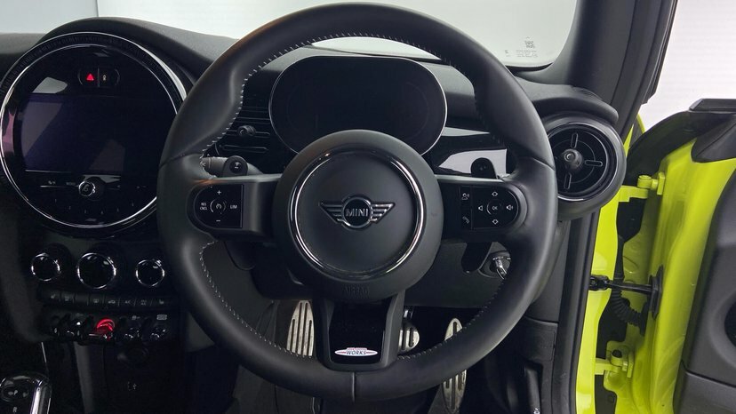 Mini Hatch 3-Door Hatch Cooper S Sport T9FUR Yellow #5