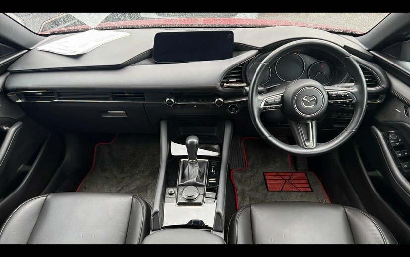 Mazda 3 2.0 E-skyactiv-g Mhev Takumi Hatchback Red #4