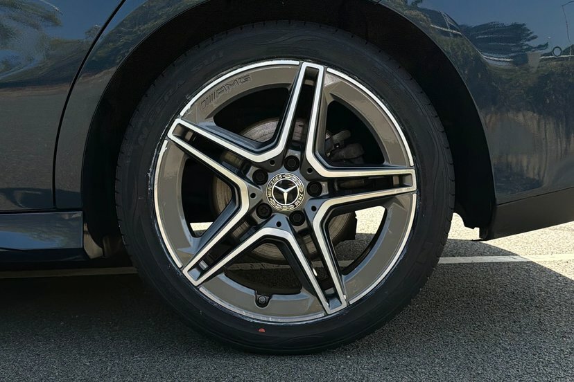 Mercedes-Benz CLA Class Cla200 Amg Line Premium Shooting Brake GX72PXY Black #4