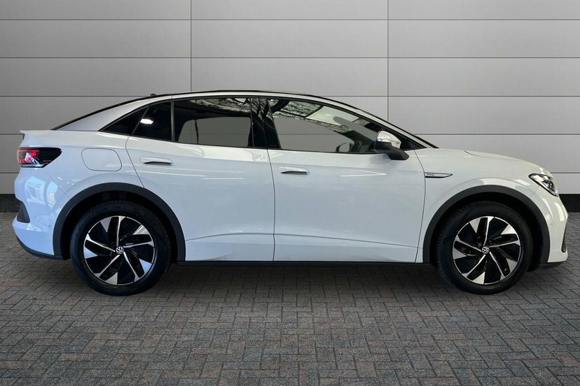 Volkswagen ID.5 Pro 77Kwh Style Suv 174 Ps White #4
