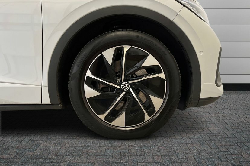 Volkswagen ID.5 Pro 77Kwh Style Suv 174 Ps White #5