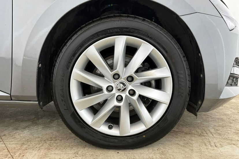 Skoda Superb 2.0 Tsi 190 Se L Dsg Black #10