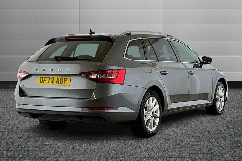 Skoda Superb 2.0 Tsi 190 Se L Dsg Black #16