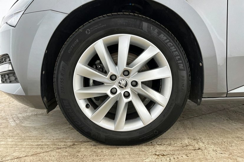Skoda Superb 2.0 Tsi 190 Se L Dsg Black #11