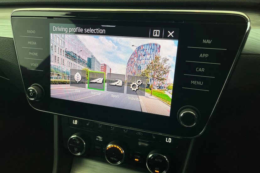 Skoda Superb 2.0 Tsi 190 Se L Dsg Black #27