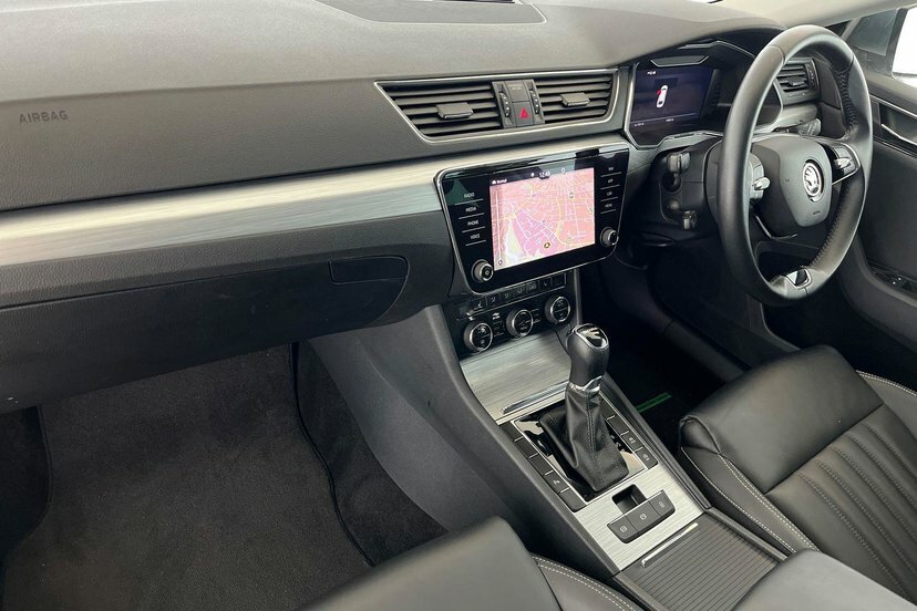 Skoda Superb Superb Estate Se Technology 1.5 Tsi 150 Ps Dsg Grey #2