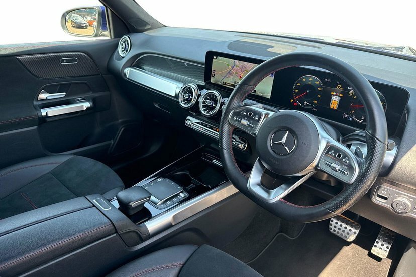 Mercedes-Benz GLB Class Glb200 Amg Line Executive Blue #5