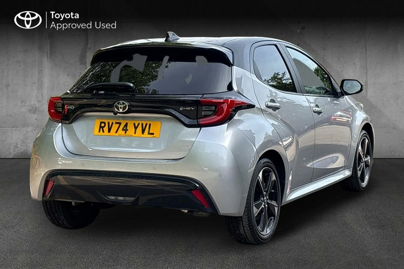 Lexus LBX 1.5 Vvt-ie Premium Suv Hybrid E-cvt 13 Silver #2