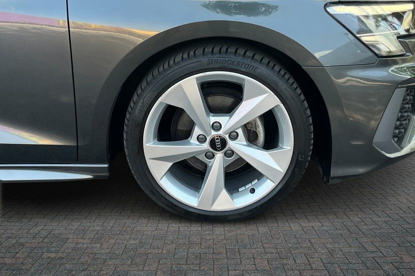 Audi A3 1.5 Tfsi 35 S Line Sportback S Tronic Grey #5