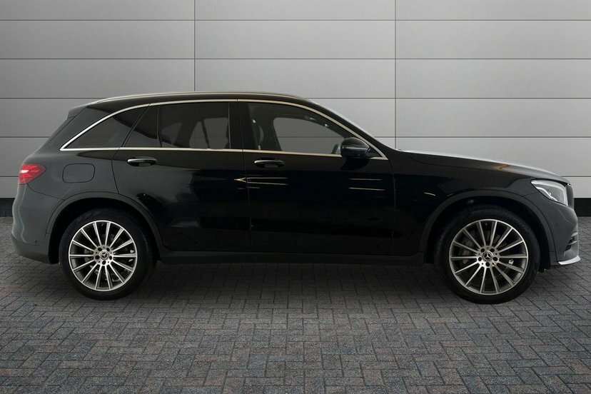 Mercedes-Benz GLC Class Glc 250 4Matic Amg Line Premium Black #3
