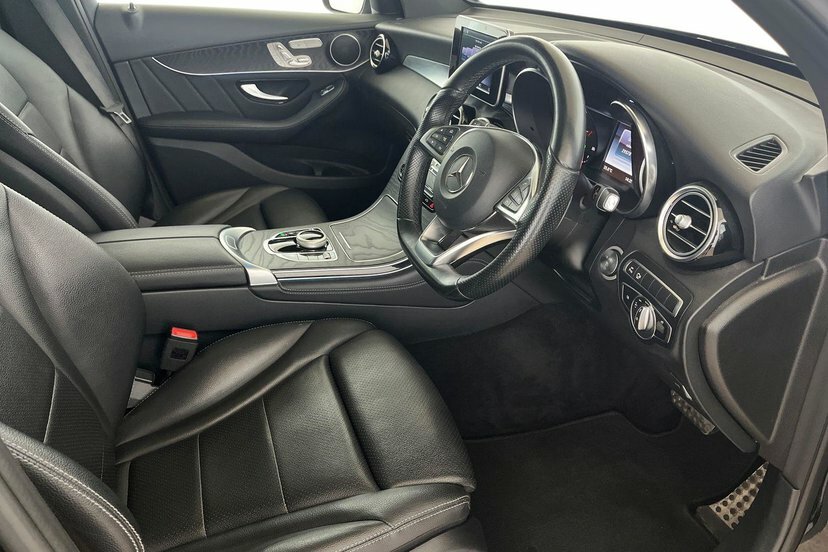 Mercedes-Benz GLC Class Glc 250 4Matic Amg Line Premium Black #5