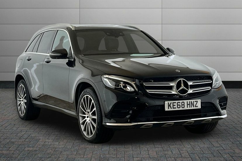 Mercedes-Benz GLC Class Glc 250 4Matic Amg Line Premium Black