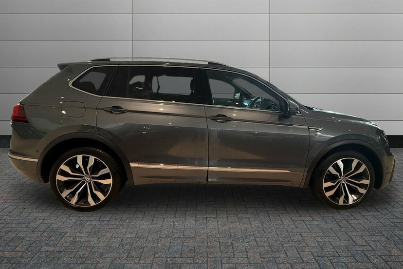 Volkswagen Tiguan Allspace 1.5 Tsi Evo R-line Tech Suv Dsg 150 Ps Grey #4