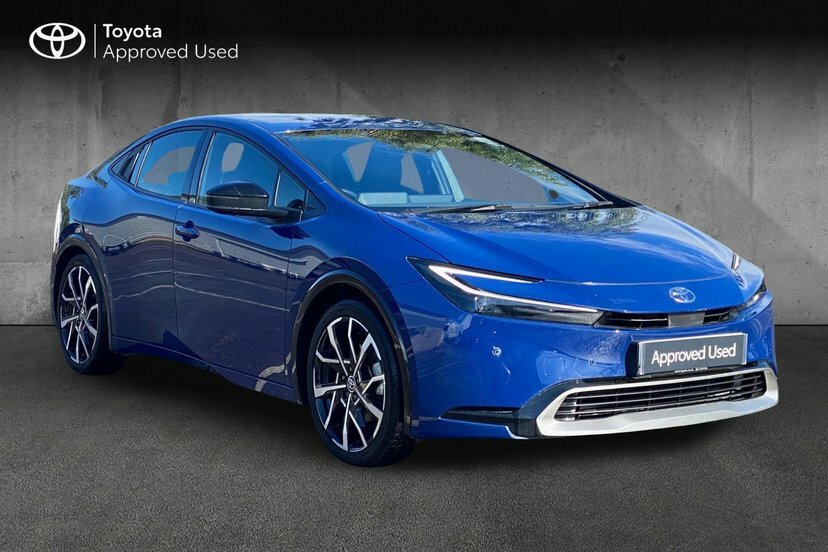 Toyota Prius 2.0 13.6Kwh Excel Hatchback Plug-in Hyb 