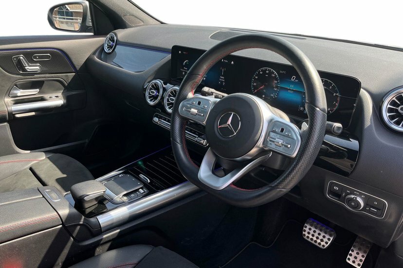 Mercedes-Benz GLA Class 2.0 Gla250 Amg Line Premium Plus Suv Silver #5