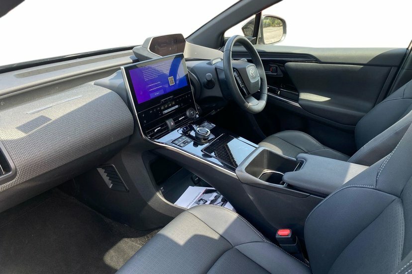 Toyota bZ4X 71.4 Kwh Motion Silver #9