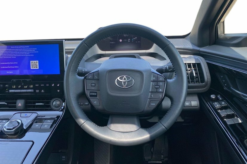 Toyota bZ4X 71.4 Kwh Motion Silver #7