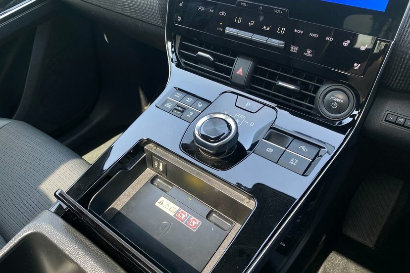 Toyota bZ4X 71.4 Kwh Motion Silver #19