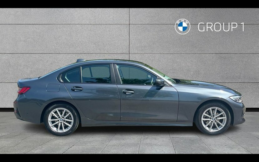 BMW 3 Series 320I Se Saloon AK22XNG Grey #3