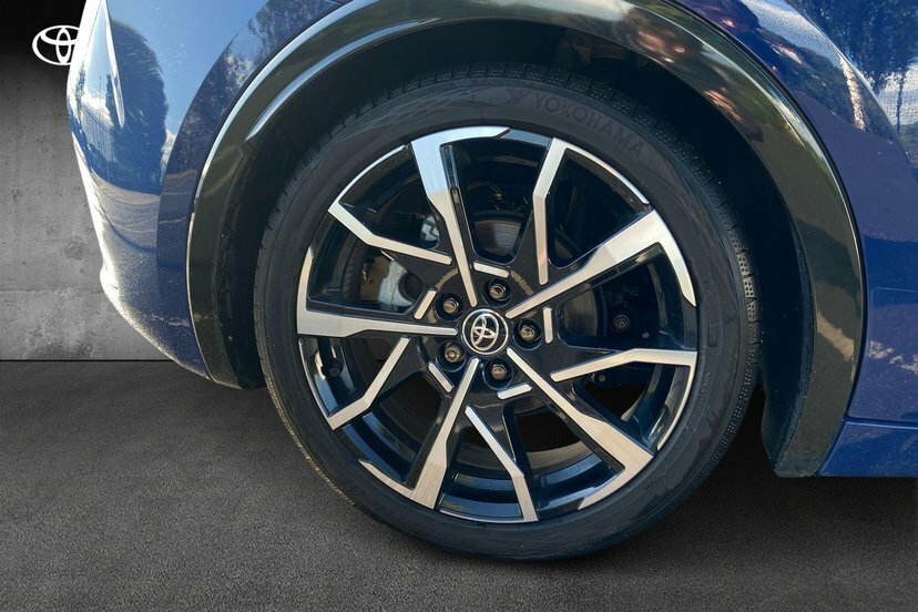Toyota Prius 2.0 Phev Design Cvt Silver #17
