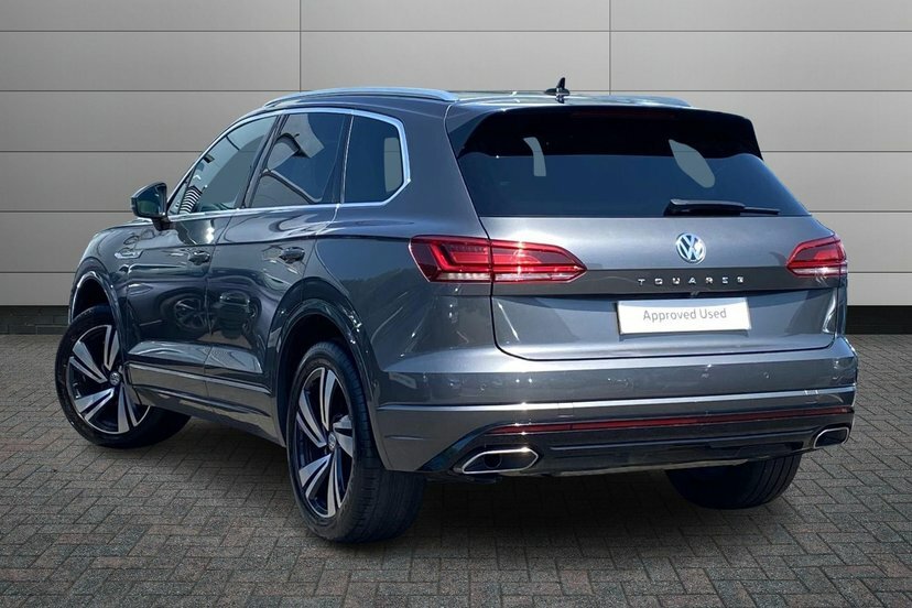 Volkswagen Touareg 3L R-line Tech White #3