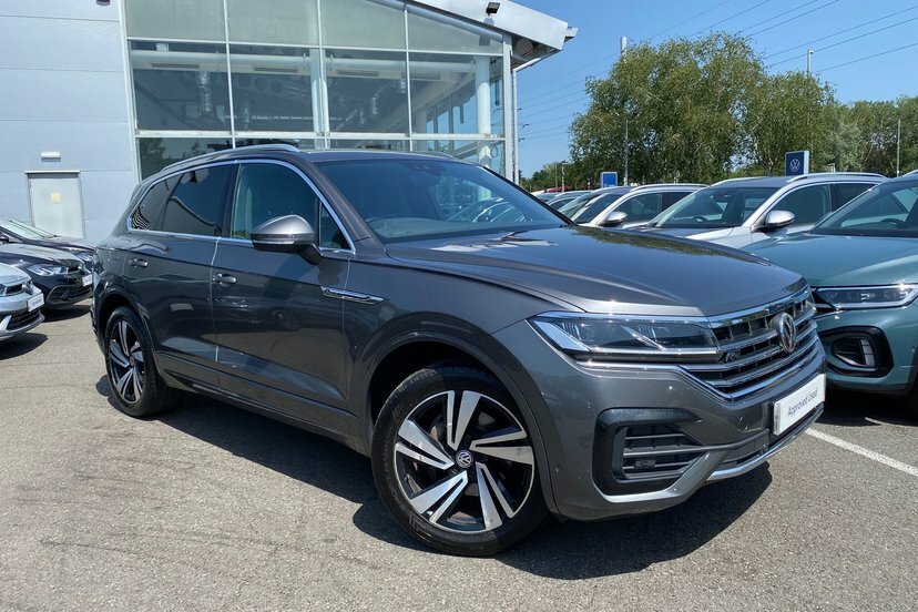 Volkswagen Touareg 3L R-line Tech White #58