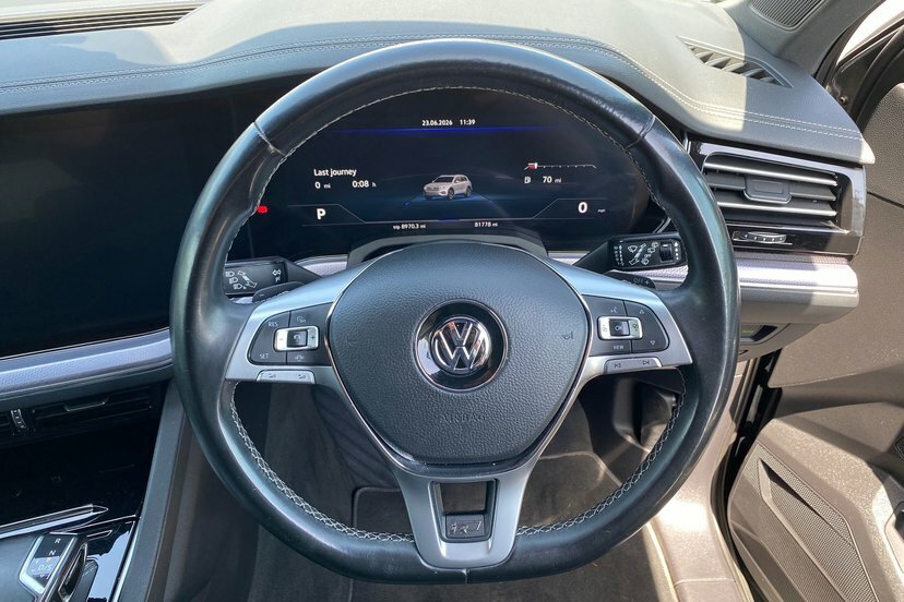 Volkswagen Touareg 3L R-line Tech White #19