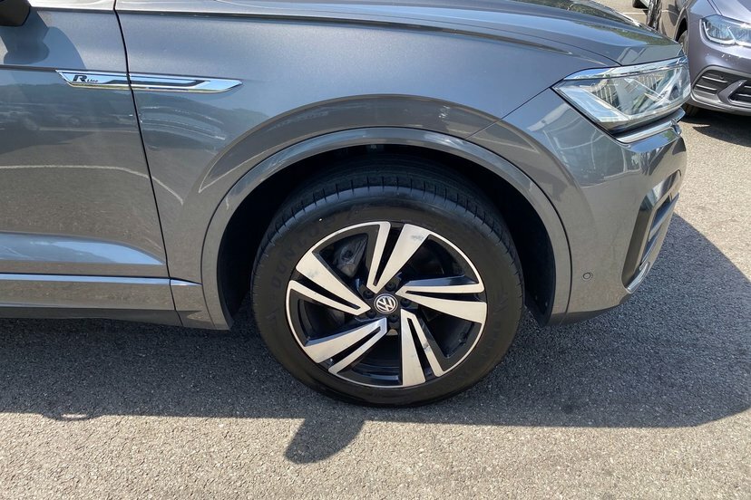 Volkswagen Touareg 3L R-line Tech White #30