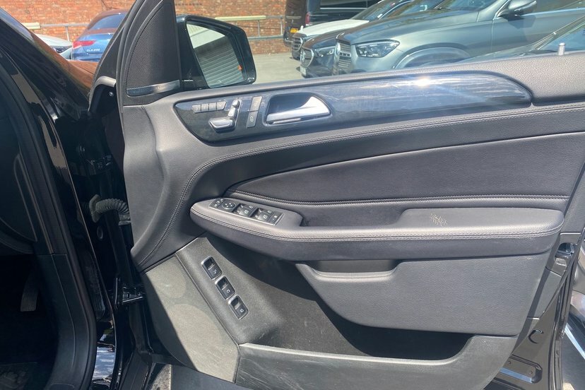 Mercedes-Benz GLS Class Gls 350 D 4Matic Amg Line Black #14