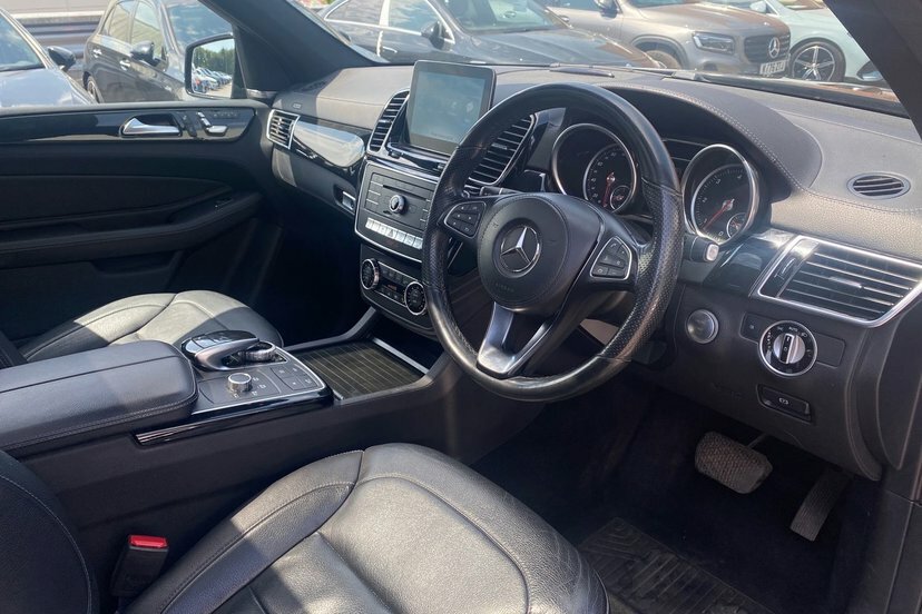 Mercedes-Benz GLS Class Gls 350 D 4Matic Amg Line Black #15
