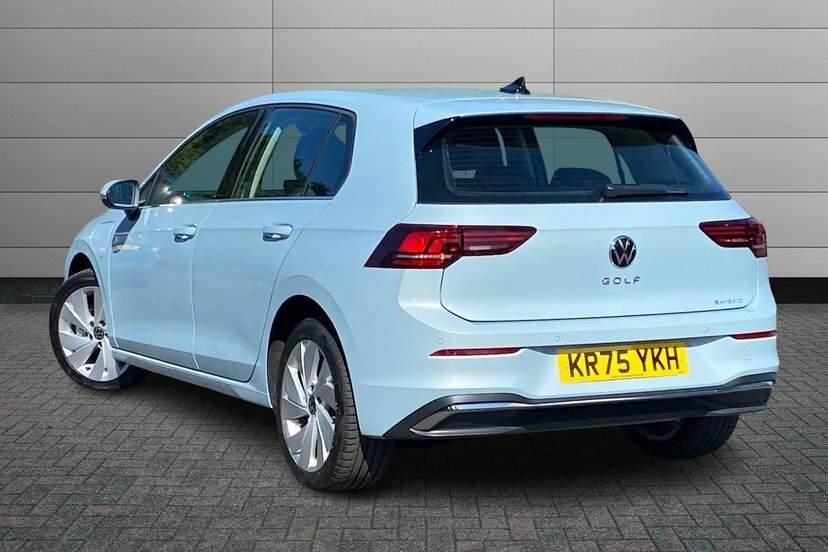 Volkswagen e-Golf 1.5 Tsi Ehybrid 19.7Kwh Style Hatchback Blue #3