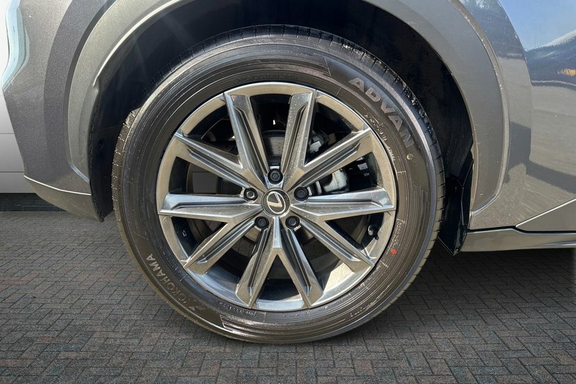 Lexus LBX 1.5 Vvt-ie Premium Plus Suv Hybrid E-cv Grey #5