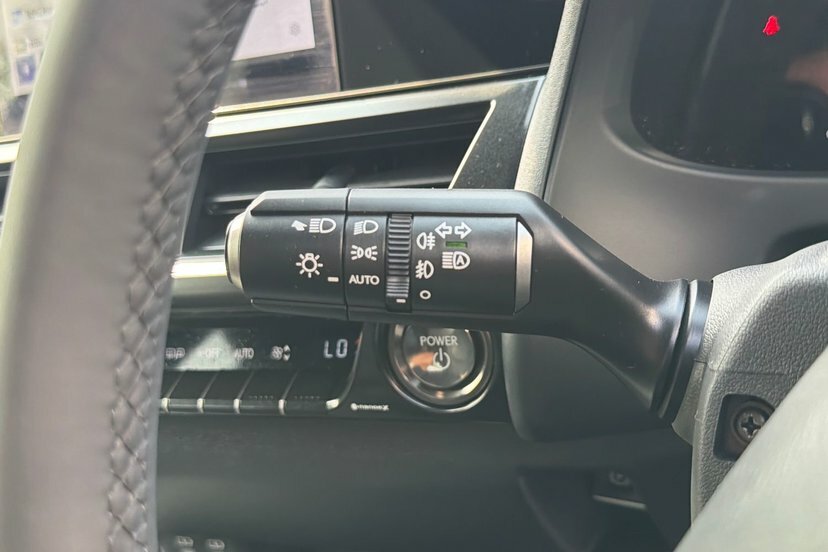 Lexus UX 150Kw Takumi Black #38