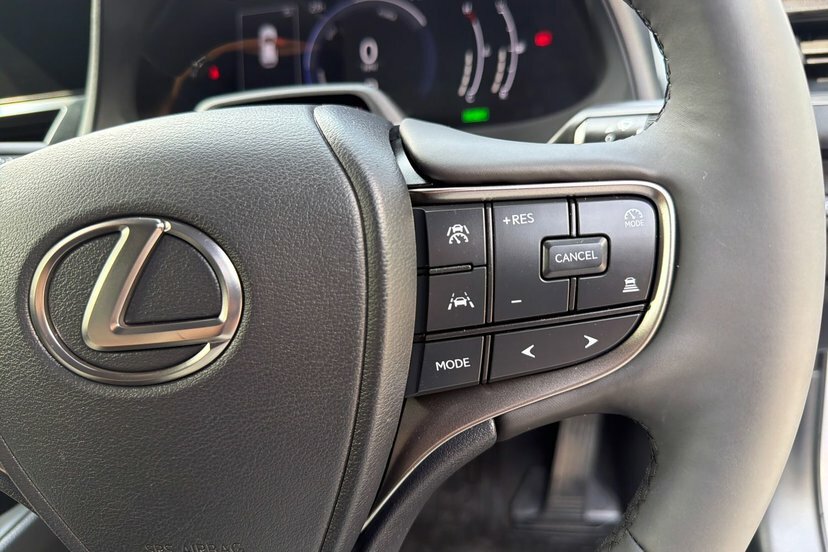 Lexus UX 150Kw Takumi Black #36