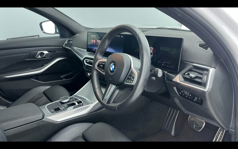 BMW 3 Series 320I M Sport Saloon FV74ZZJ White #6