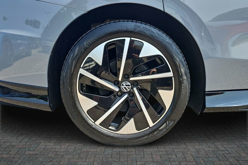 Volkswagen ID.7 Pro 77Kwh Match Fastback 286 Ps Grey #5