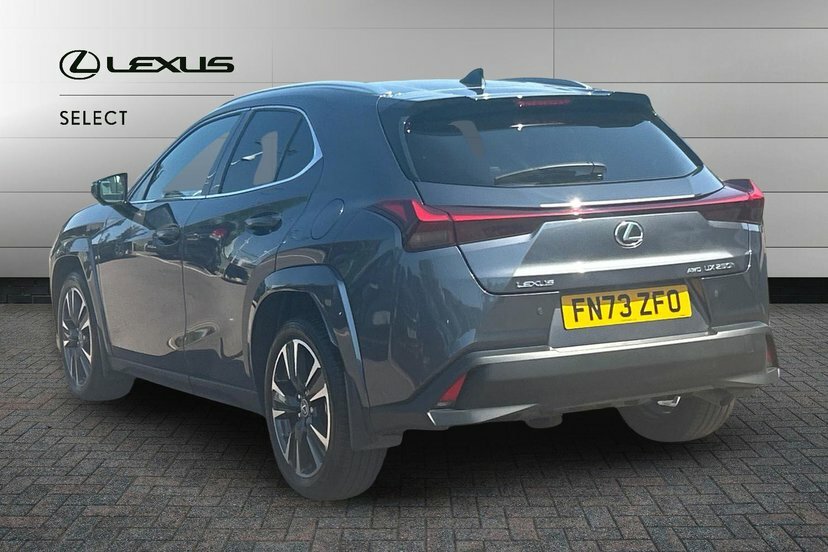 Lexus UX 2.0 250H Takumi Suv Hybrid E-cvt 184 P Grey #3