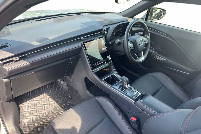 Lexus LBX 1.5 Vvt-ie Premium Plus Design Suv Hybr Black #2
