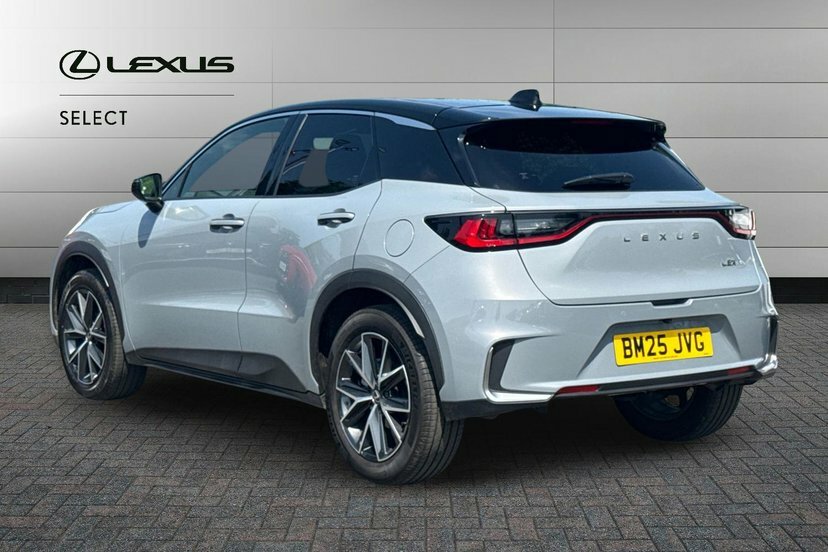 Lexus LBX 1.5 Vvt-ie Premium Plus Design Suv Hybr Black #3