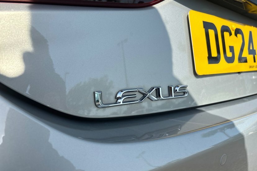 Lexus ES 2.5 300H Takumi E-cvt Euro 6 Ss Blue #55