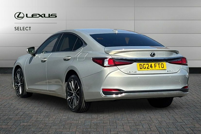 Lexus ES 2.5 300H Premium Edition Saloon Hybrid  #3