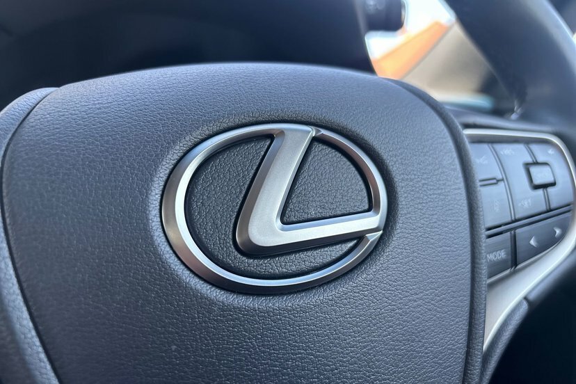 Lexus ES 2.5 300H Takumi E-cvt Euro 6 Ss Blue #22