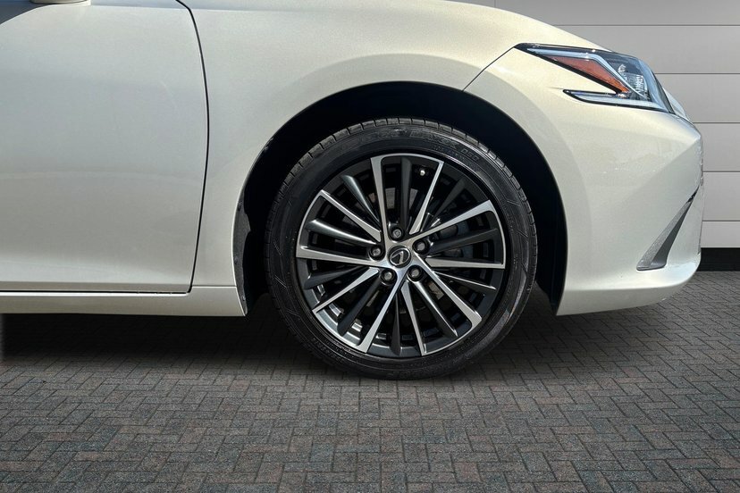 Lexus ES 2.5 300H Premium Edition Saloon Hybrid  #5