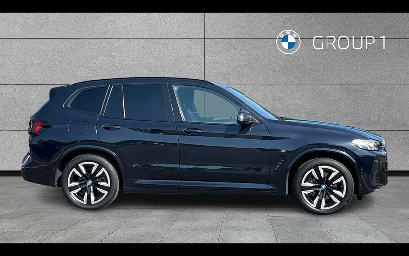 BMW iX3 Ix3 M Sport Black #3