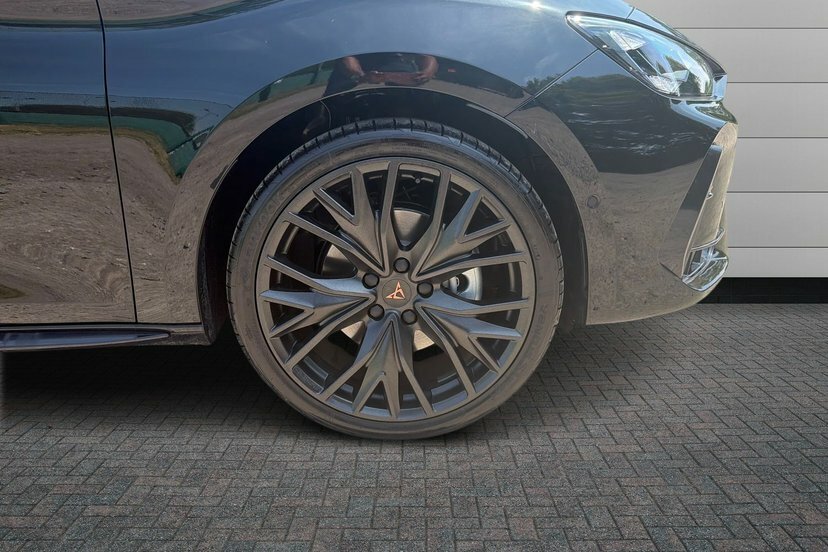 Cupra Leon 1.5 Etsi Shadow Edition Hatchback Hybri Black #5